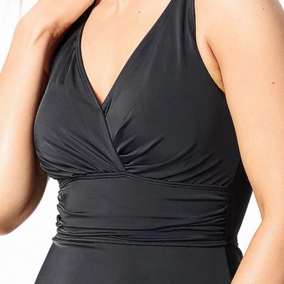 Swimsuit 1 Piece V-Neck Skirted - DENIM & COMPANY BEACH - Women's Size 22W-Black - Picture 4 of 7